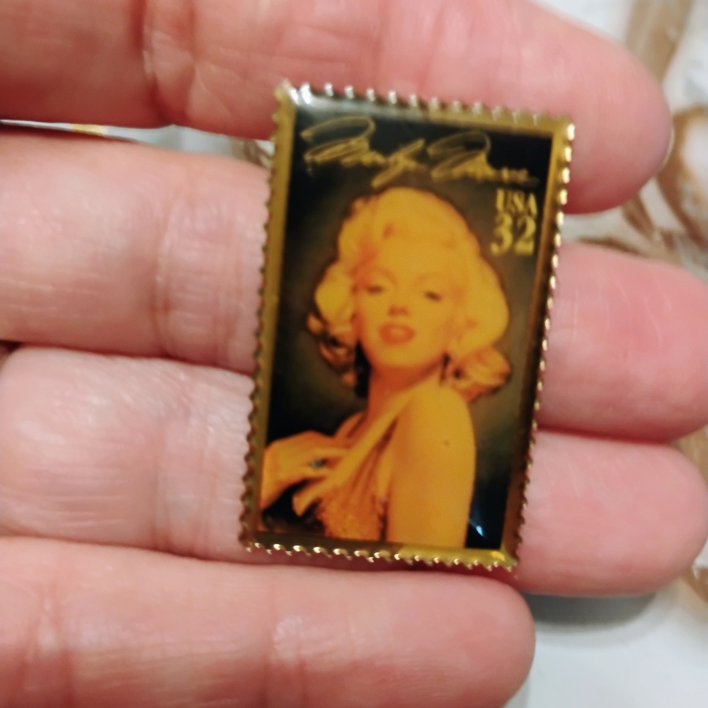 Gold Marilyn Monroe Stamp Pin